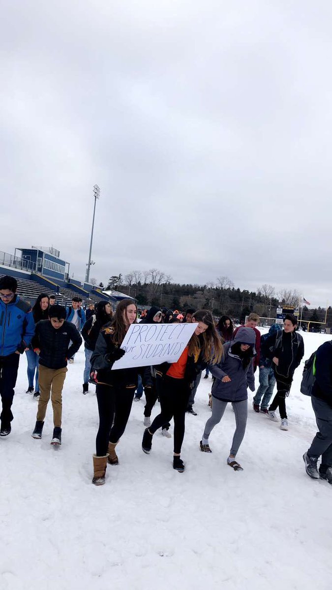 centralsjl's tweet photo. Thank you all for making #NationalWalkoutDay happen at Central. #NeverAgain https://t.co/Md8UZbu2Hb
