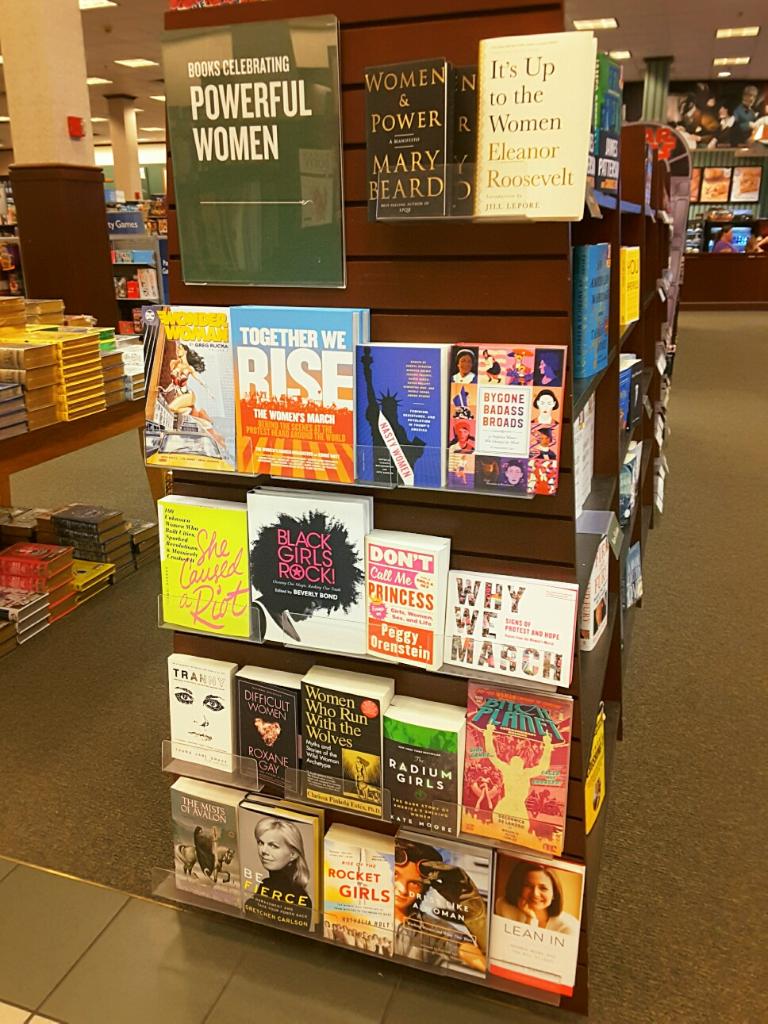BNTriCities's tweet photo. Women are amazing. Come see. #powerfulwomen #powerfulbooks @rgay @kellysue @LauraJaneGrace @ruckawriter https://t.co/DQhYTSPaO7