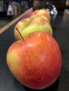FairFoodPhilly's tweet photo. Happy Pi Day! The Farmstand has just about everything you need to make a great, homemade pie. Organic flours, salted and unsalted butters, and apples. All local. All delicious https://t.co/LxPnfiXXvy