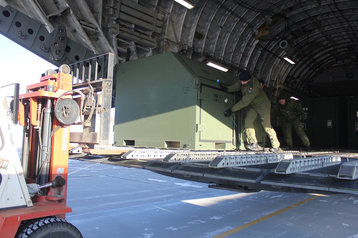 RCAF_ARC's tweet photo. Traffic technicians are the brains and muscles of the Air Movements Section at 4 Wing Cold Lake’s Medley air terminal.
Read the story here: https://t.co/N2j5AqqiO2 https://t.co/DHP8lpc8aS