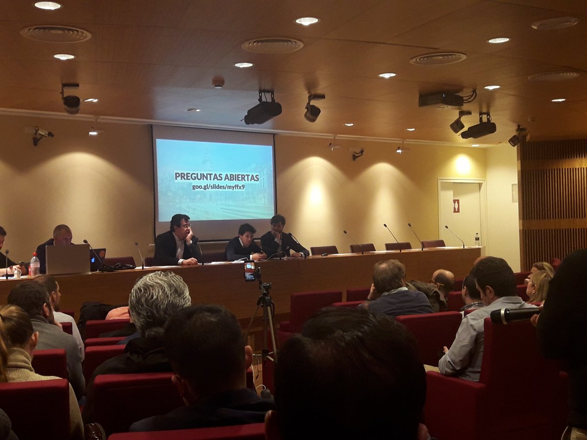 Roomonitor tweet media