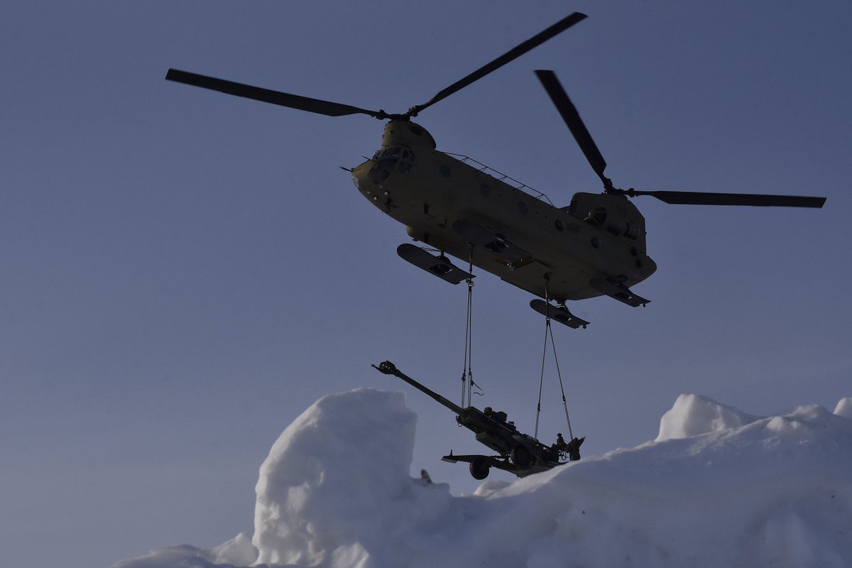 INDOPACOM's tweet image. #ArcticWolves @1SBCT_25ID train their 8th Field Artillery Regiment to operate in the harshest Arctic conditions - #ArmyStrong