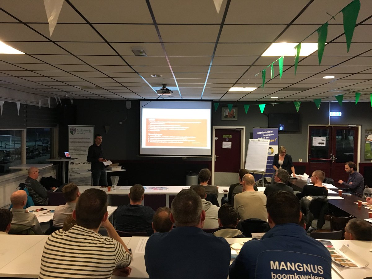 Na praktijk 8 tegen 8 bij <a href="/VVOGzat/">VVOG Harderwijk</a> geeft <a href="/KNVB/">KNVB</a> collega Arjan Hesselink aan welke uitdagingen er nog (binnen de KNVB ende verenigingen) zijn tav het realiseren van topwedstrijden voor alle pupillen.