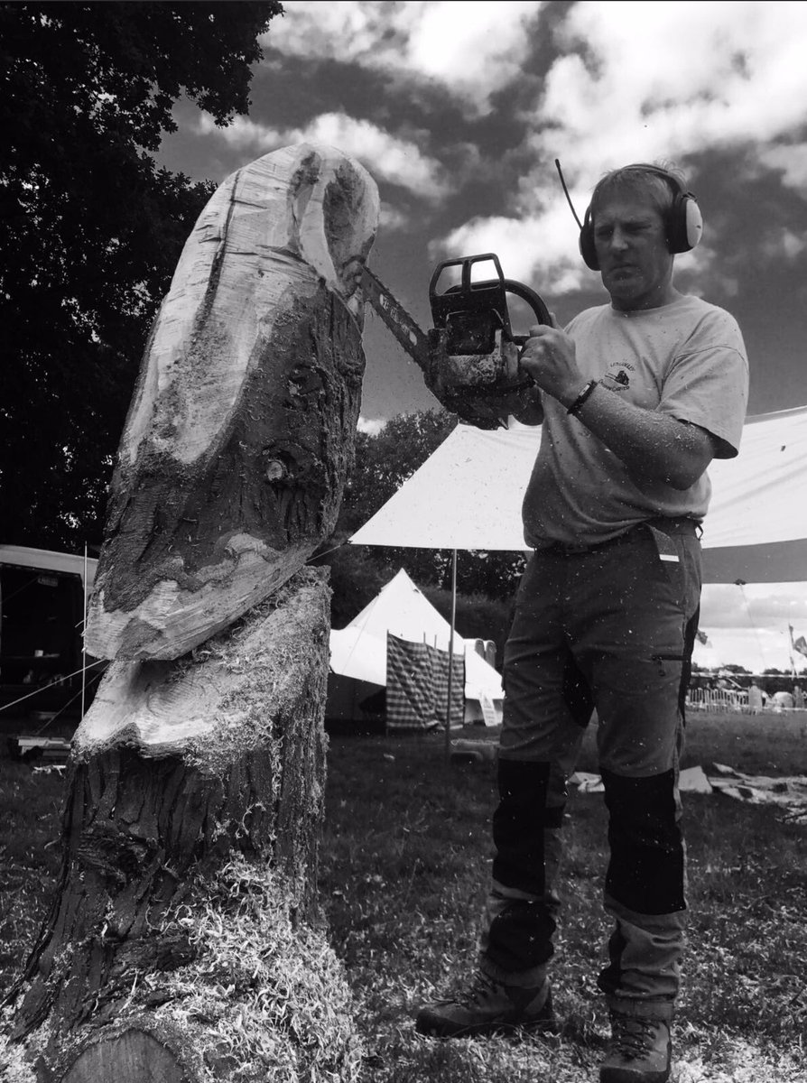 Tractorfest's tweet photo. Back at Tractorfest this year @chainsawcarver_ https://t.co/Chf7i6vL60
