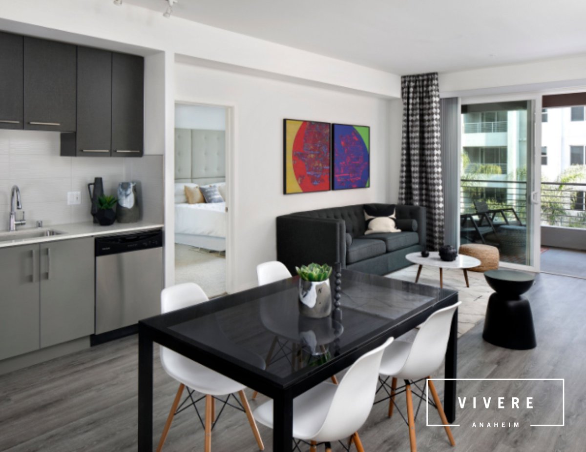 LiveVivere's tweet photo. This sleek apartment could be yours. https://t.co/I36W2OV0D5