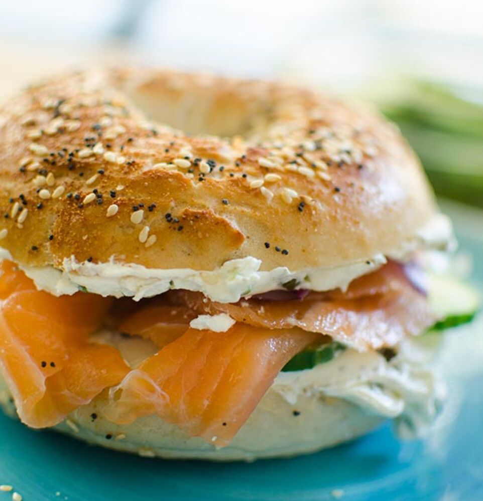 Living_Lou's tweet photo. Check out what you need to make this DELICIOUS cream cheese recipe that’s great on bagels!

RECIPE->https://t.co/vBIjKvhF0e
#ad #liveunprocessed #letinthegoodness @ArlaGroup https://t.co/yCYqMi6KHN