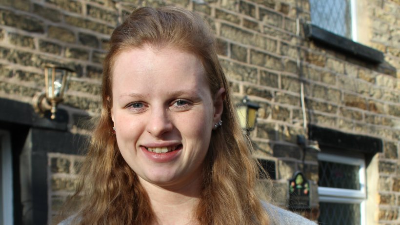 Twenty-two-year old Ellie Bamber has never let her own disability hold her back and is now working as a disability champion in Sheffield, helping other disabled people break down barriers to get into the workplace bit.ly/2FG0CHW #NewMills