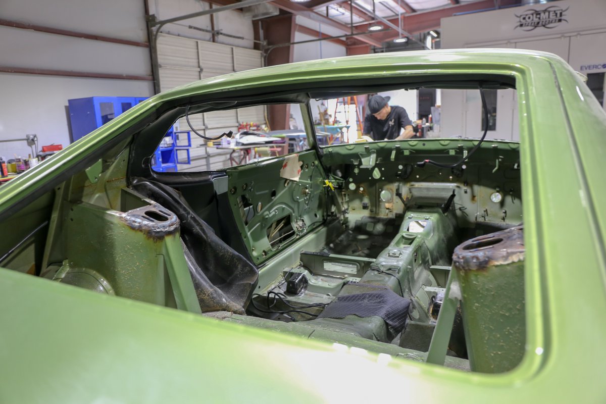 gas monkey garage on twitter the 280z is gutted but wait until you