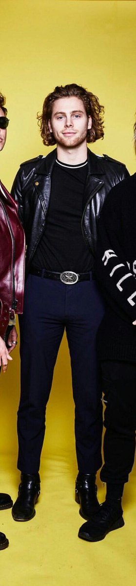 mikeyturro's tweet photo. hELP, AMO COMO SE VISTE LUKE ÚLTIMAMENTE, ES UN BEBITO HERMOSOO
#5SOSBestFans https://t.co/qyeFwmHX5m