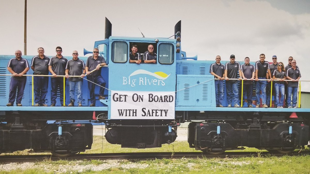 KingofKSP's tweet photo. What a beautiful day to be hanging out with the great folks of Big River's Electric Corp!
I'm honored to be today's guest speaker at their training. We are taking on the important topics impacting our community.
#SurvivingSocialMedia and
#DestructiveDecisions https://t.co/3MqgE6drof