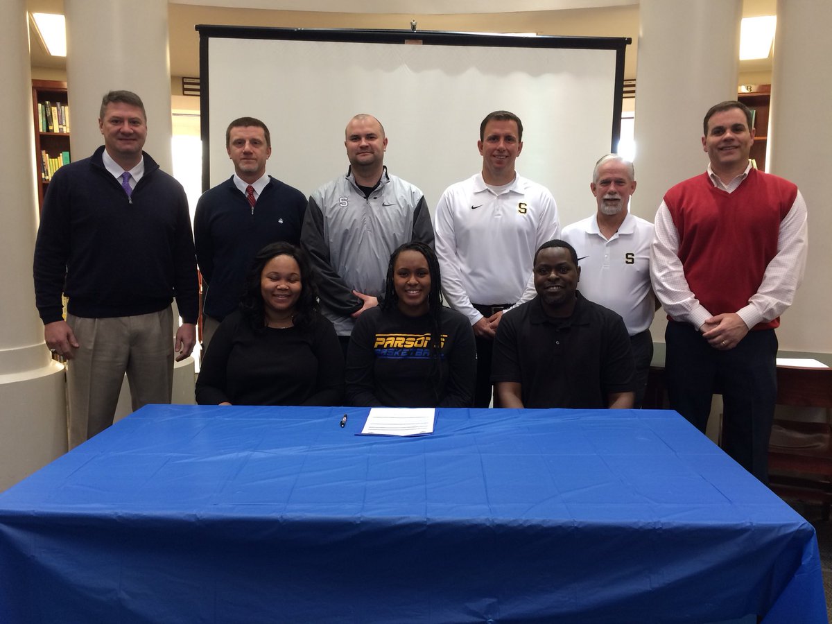 shsladycats's tweet photo. We are very excited for this Lady Wildcat, @jasmine_bran4d who signed with @sneadstatecc!! She has put in the work, done her job and deserves everything she gets! #SCTBuilt #ladyparson https://t.co/5Ej3w3vGbg
