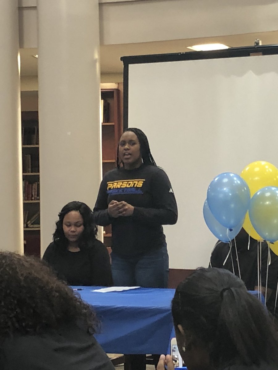 shsladycats's tweet photo. We are very excited for this Lady Wildcat, @jasmine_bran4d who signed with @sneadstatecc!! She has put in the work, done her job and deserves everything she gets! #SCTBuilt #ladyparson https://t.co/5Ej3w3vGbg