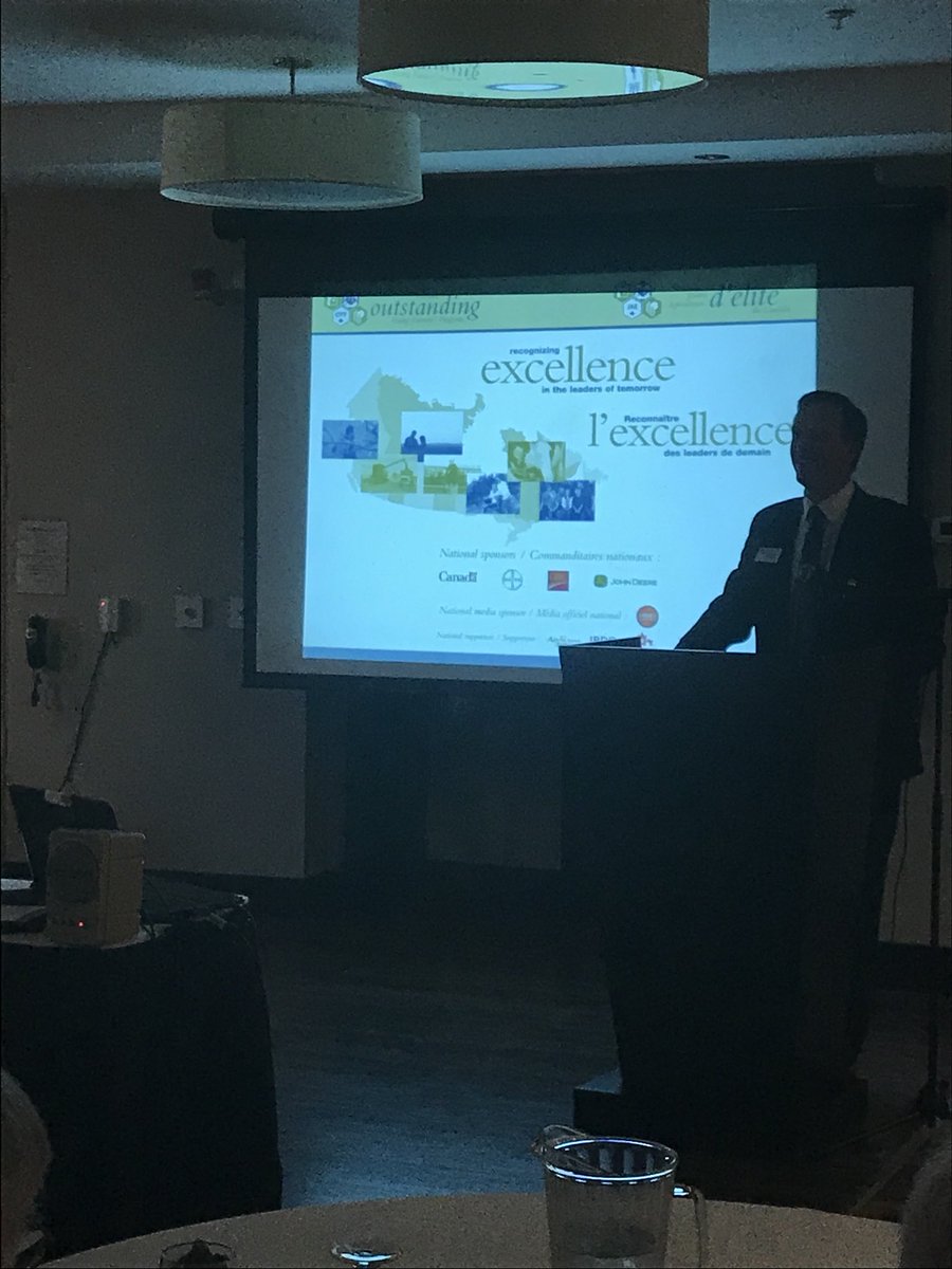 ZamacaC's tweet photo. Franck brings his welcome from Nationals. @CanadaOYF #bcoyf2018 #OYF18 https://t.co/XfFLldmNpe