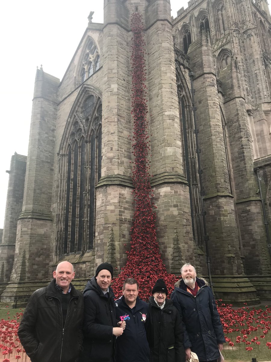 LauraGilmour21's tweet photo. A visit to #Hereford cathedral, baking and fire making was the order of the day for @MidlandMencapUK group @LandmarkTrust #50forfree https://t.co/2ZuJaNf4te