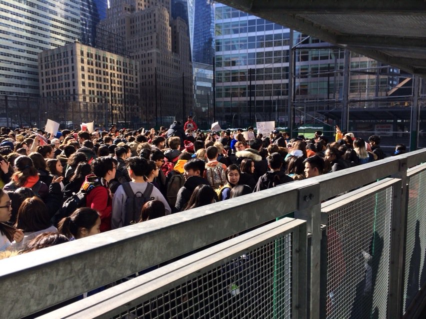 dlsdesign's tweet photo. Stuyvesant students massed up for this morning's event. Great seeing other alumni supporting them. #Enough https://t.co/hY7gMXdDQr