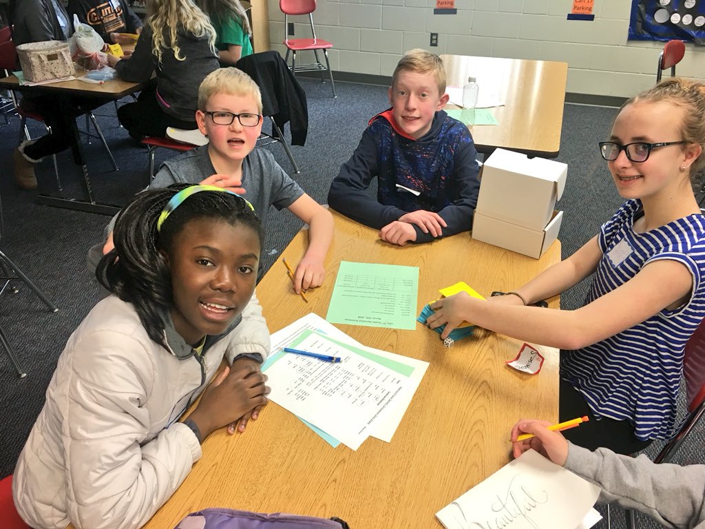 EllieMaeMatlock's tweet photo. Today our 7th Grade Genetics Seminar was full of DNA, Dihybrid Punnett Squares, Genotypes to Phenotypes & lots of FUN ! Thanks for hosting @MPSAndersenMS #BrainPower #Genetics #WeAreRMS #RMSHal #Science #Proud2bMPS https://t.co/VeFYPofXkk