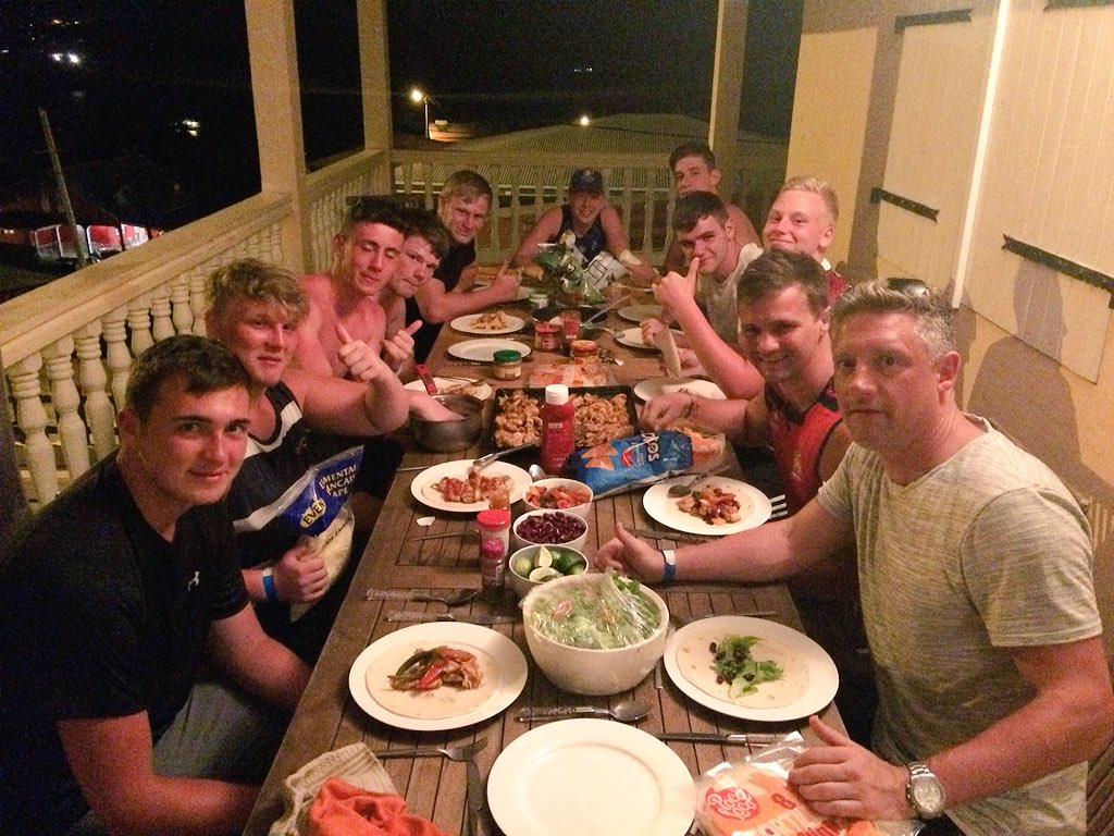 Yesterday the Martinique work ex group celebrated the 17th birthday of student Cameron Charnock. 
Day at the pool followed by a Birthday Mexican Meal cooked by his fellow students 👍 🥘 #Fajitas #HappyBirthday #cookingskills #Independence
<a href="/EUErasmusPlus/">Erasmus+</a> <a href="/WiganWarriorsRL/">Wigan Warriors 🍒⚪️</a>