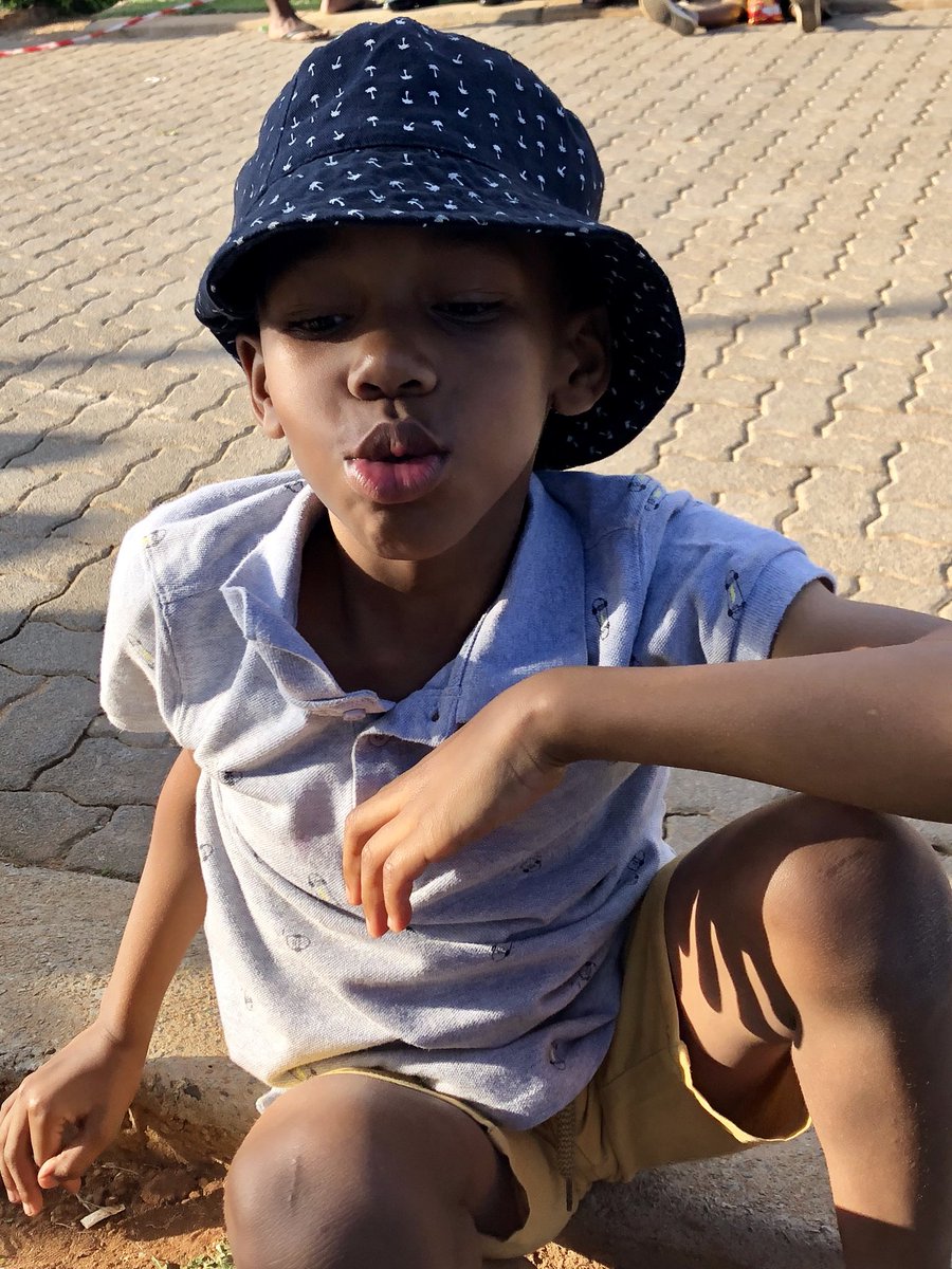 PhindiPhiri's tweet photo. You saved me β€οΈππΏ the privilege and honor to be called mom by you. #bubbleslove https://t.co/V1BX2s8sdx