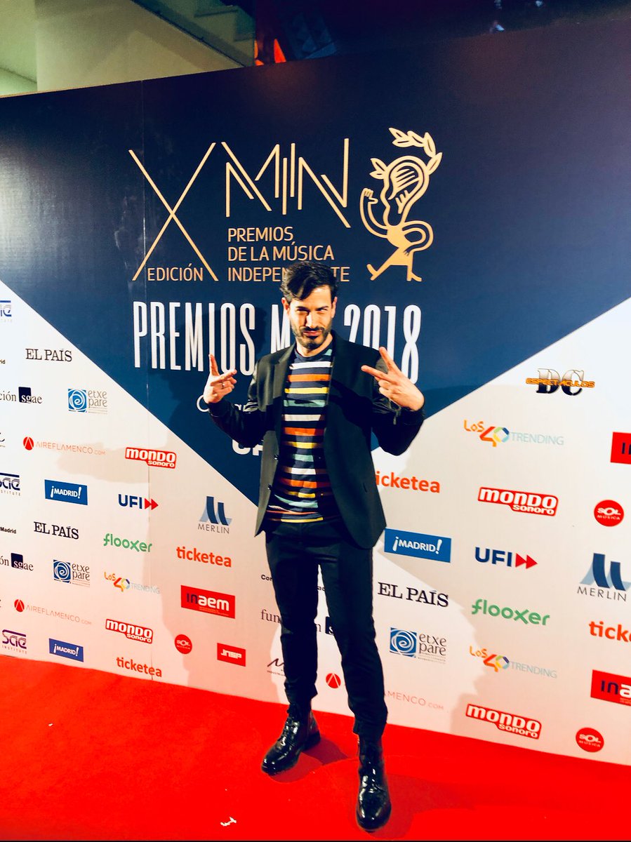 thehumanmusic's tweet photo. Llegando a los premios de la música independiente! #humanrocks
 @PremiosMIN   @thehumanmusic https://t.co/rLkpRjyaXD