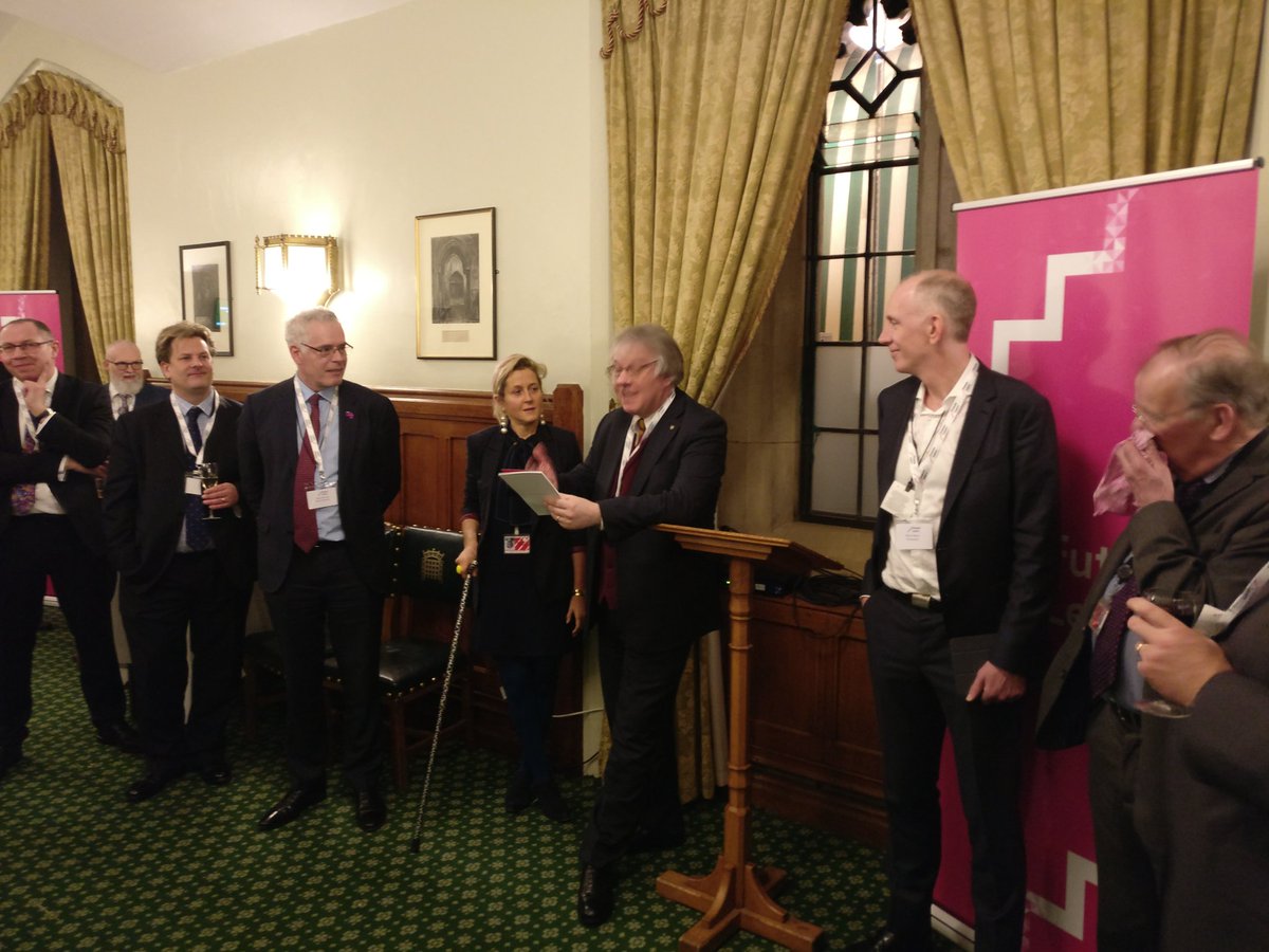 sharplm's tweet photo. Celebrating the 5th anniversary of @FutureLearn  #FutureLearnis5 https://t.co/bWnmyTmBR8