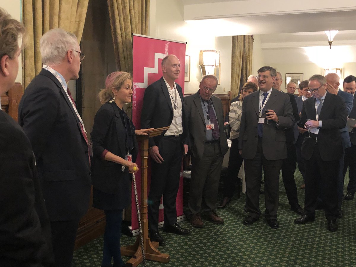 KathrynParsons's tweet photo. 7 million learners in 5 years!  Happy Birthday @FutureLearn #futurelearnis5 cc @Marthalanefox https://t.co/tBRojhMxll