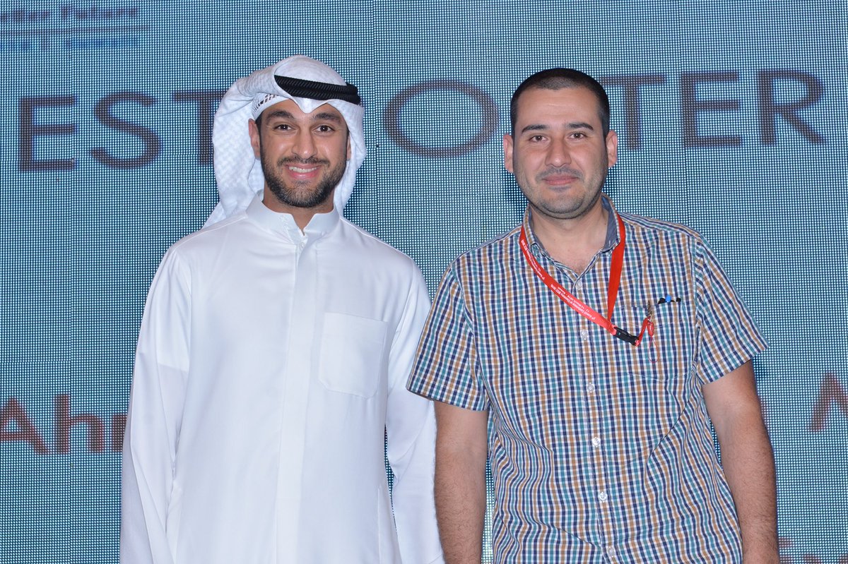 KCS_q8's tweet image. فاز بالمركز الأول كأفضل ملصق علمي (بوستر) مشارك في مؤتمر الكويت الخامس للكيمياء 
السيد أحمد مسلم محمد من جامعة الكويت بجائزة مقدمة من شركة العرفج 
@K_University