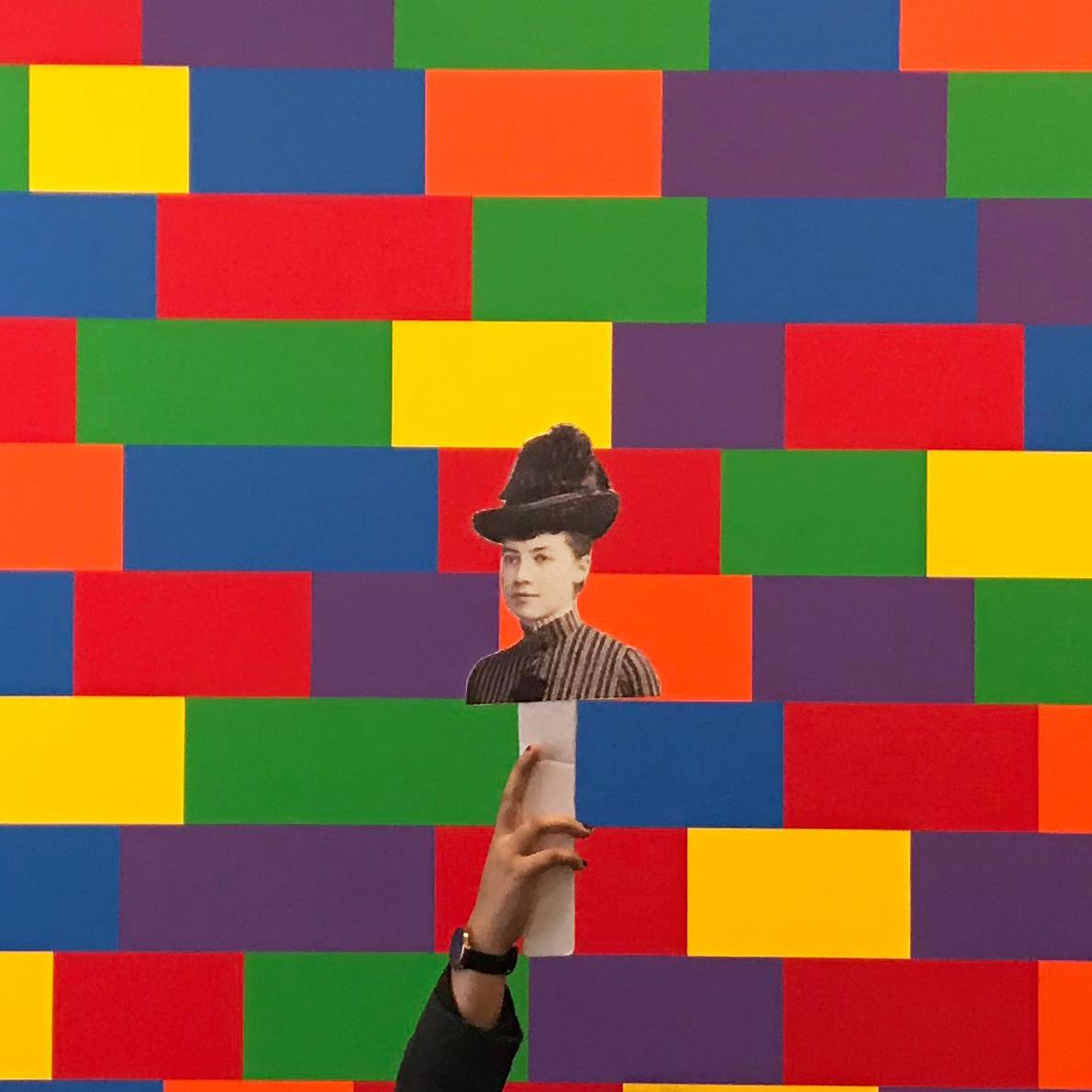nyclgbtsites's tweet photo. #FlatAlice STOP #4: @MuseumModernArt (in front of #SolLeWitt drawing)!
#MoMA had the first retrospective of #lesbian photographer Berenice Abbott. Many of MoMA's #LGBT curators were influential on the American #art scene #WomensHistoryMonth https://t.co/P2tA4hCkrt https://t.co/3PJ1iyEpQ3