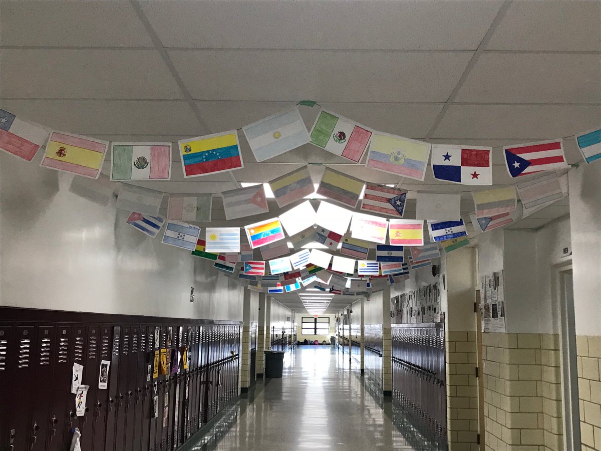 khussey11's tweet photo. Morris HS Spanish Classes: This might be one of my favorite hallway displays ever!#GoSkin https://t.co/RIOOnDTJts