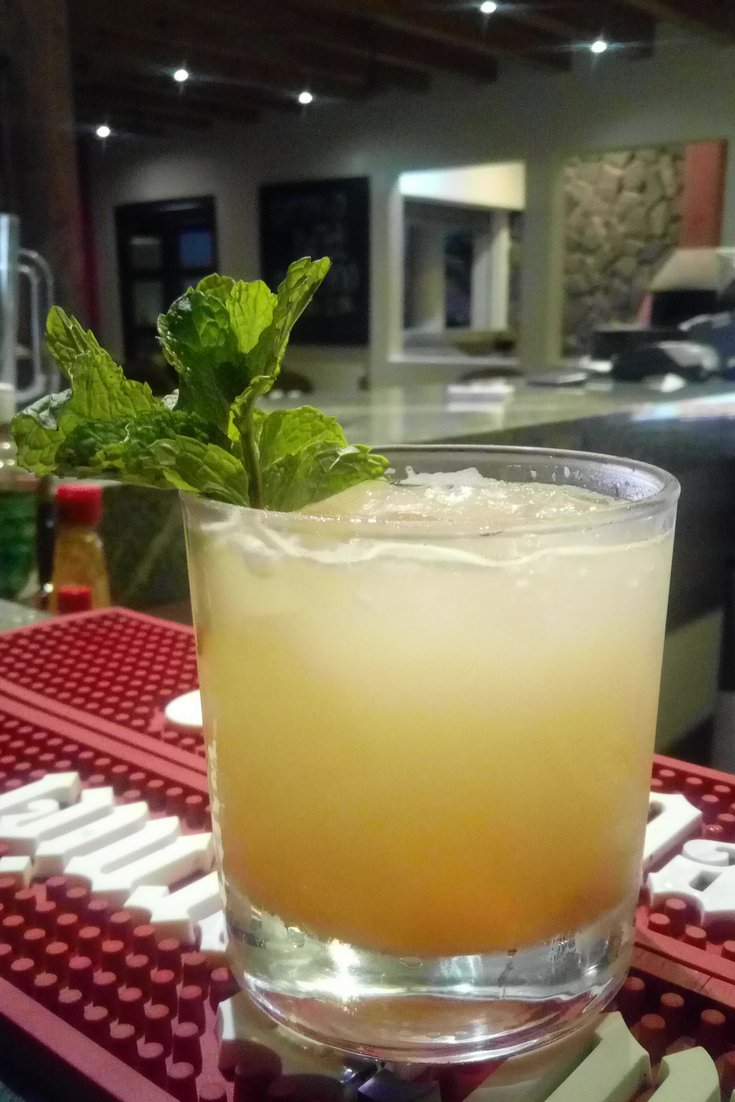 theseaclubcabo's tweet photo. Today it's the perfect day for a drink! Come and join us at The Sea Club! #TheSeaClub #LosCabos #CaboSanLucas #Cabo #FelizMiercoles #WednesdayWisdom #WednesdayMotivation https://t.co/MJecMxdD7N