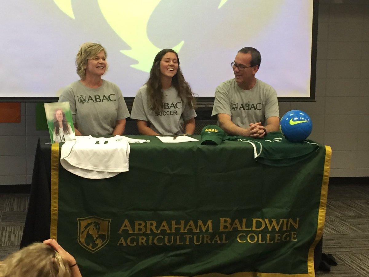 Ladies Day at Richmond Hill School as a trio of Wildcat student-athletes sign to compete at the next level <a href="/WJCLNews/">WJCL News</a> @RHHS_WCSports <a href="/RHHSWrestle/">RHHS Wrestling</a> <a href="/RHHS_Soccer/">RHHS Soccer</a>