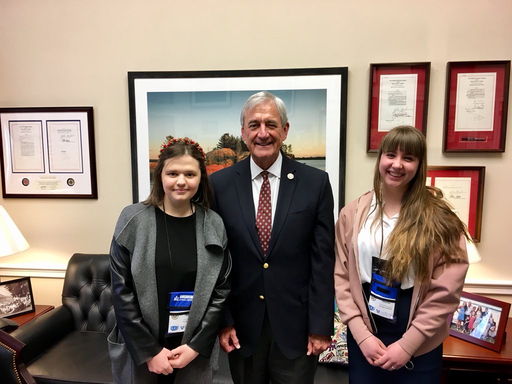 Discussion of all things Minnesota today at Congressman Nolan’s office: duck hunting, fishing incidents, national parks, and — most importantly — how to be really nice to people. #CivEdWeek #FLEXProgram