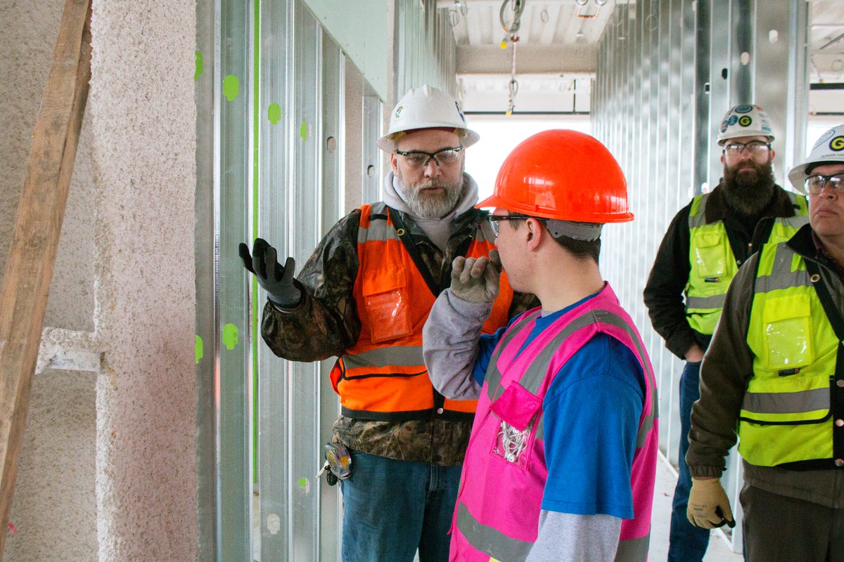 PYBPDX's tweet photo. Matt, Sean, and Gordon from @JEDunn Construction and General Sheet Metal gave PYB construction students an amazing tour yesterday of their downtown site. Thank you to everyone who made this excellent educational opportunity a possibility! #pybpdx #pybstrong https://t.co/5TZfYe7OdB