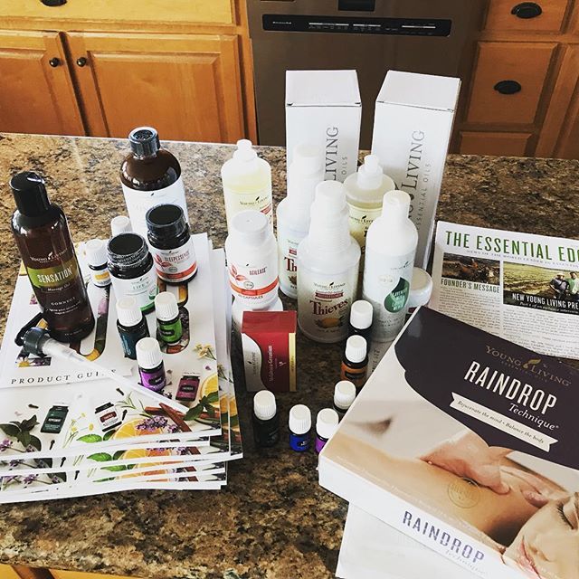 JenMcGahan's tweet photo. Stocked and stoked for the #pedernalesfarmersmarket on Sunday. Thieves Cleaner, Thieves dish soap, Cypress(!) and a bunch of other goodies. #intooils #YLEO #Youngliving #StockedUp #Raindrop #Non-toxic #Clean #Cypress #CitrusFresh #WhiteAngelica #Hope #Su… https://t.co/7hZuklAxaE https://t.co/ILibWCyWV0