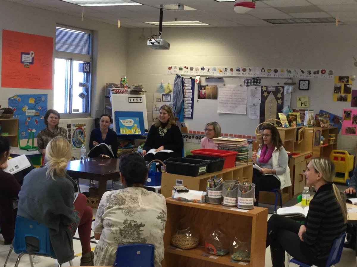 ECEC_Turtles's tweet photo. Ecec enjoying PD on social/emotional intelligence! @ctadel @ECEC_Turtles 🐢 https://t.co/Sj6UzhCSZV