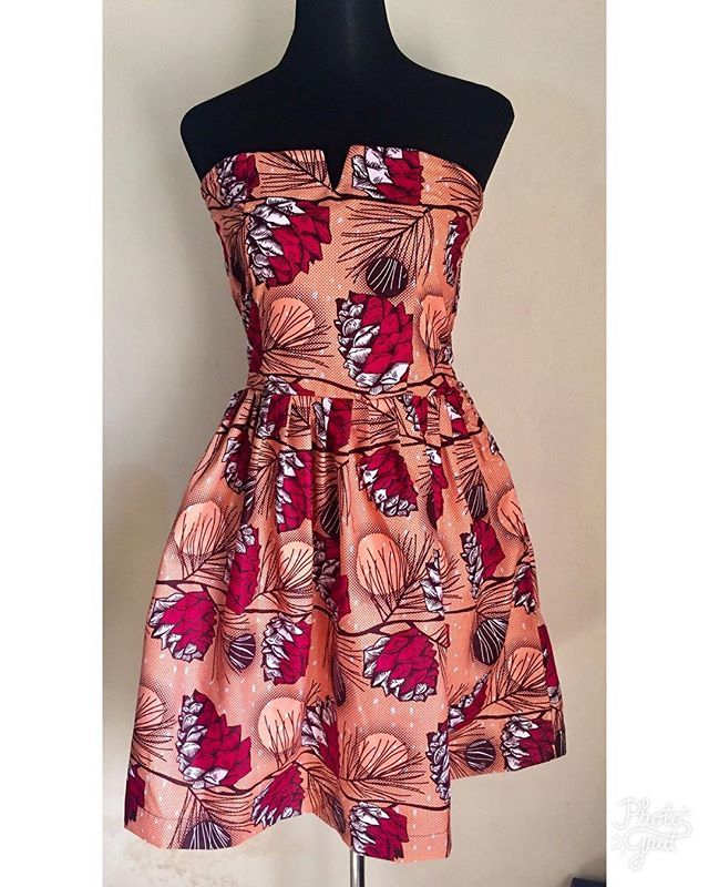 AbikesStylin's tweet photo. This silhouette right is just perfect for all occasions and vacations you have planned. The 'Ronnie' dress is simple yet alluring! Show off those shoulders baby girl. Available to order in XS - XL.  Style it with oversized earrings and strappy sandals. A… https://t.co/OTjad6qkfR https://t.co/baQguYwsff