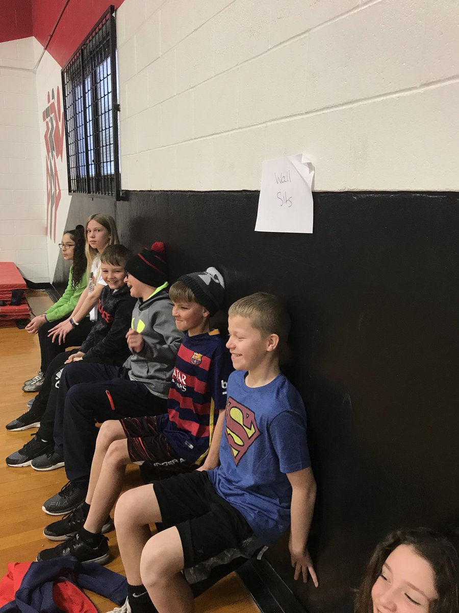 BFingerDHE's tweet photo. Hitting up someWellnessWednesday with my 5th graders in #dhefamily @DHEPrincipal https://t.co/m5nhovR0sl