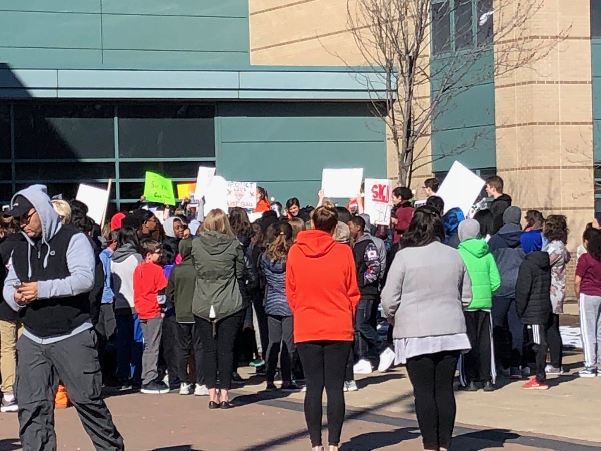anstergonza's tweet photo. My middle school brother &amp; his friends organized their own walkout against gun violence today. Feeling like a proud mom rn♥️ https://t.co/2BbAG49bf0