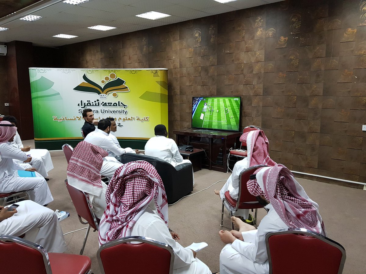 Thadig_College's tweet photo. انطلاق بطولة فيفا ١٨ في مسرح الكلية بمشاركة ٣٢ طالبا https://t.co/F8ldg0vPB3
