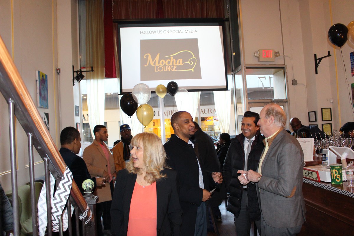investnewark's tweet photo. Thank you @MochaLoungenwk for hosting @NewarkCEDC #AfterWorkNetwork event. Business owners and residents socialized, networked, and enjoyed food and desserts from @Tonnies_MINIS and @OLaLaEmpanadas! Thank you all, and stop by on 3/15 at 11am for Mocha Lounge's Ribbon Cutting. https://t.co/s5Tdwc09kg