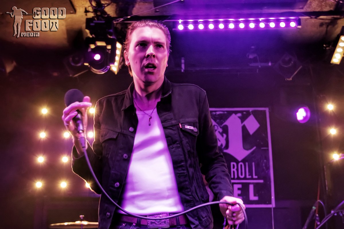 goodfootmedia's tweet photo. Sydney pop-rocker Alex Cameron and crew infect the crowd at DC's Rock and Roll Hotel and nobody is looking to get cured.
@ALKCM  @secretlycndian @rocknrollhotel  #livemusic #concertphoto #bestmusicshots #musicphoto #washingtondc #acreativedc #exploredc #poprock #rocknroll #alkcm https://t.co/PGHFUHYwpd