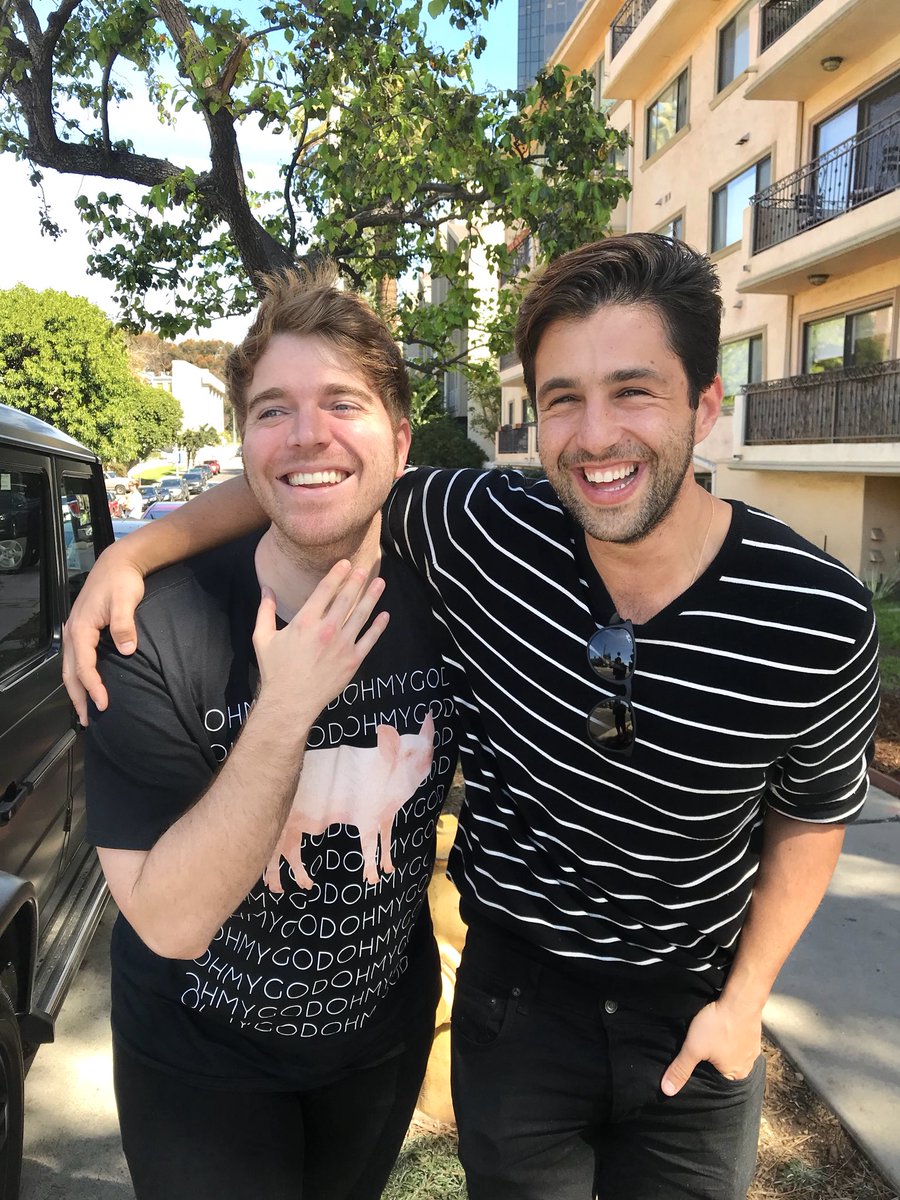 shanedawson's tweet photo. Just a grown man and his childhood hero https://t.co/dqxfymMV66