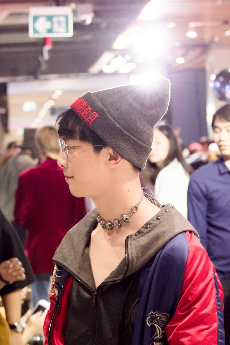 eddyeddy99's tweet photo. เอ้าโดนจับได้เเล้วว~@Tapanat_boss
#zenmen 
#บอสยิ้มทำลายล้าง 
#tpanat 
#ช้างเผือกอยู่ในป่า #ConversationThailand https://t.co/Wr48dexcer