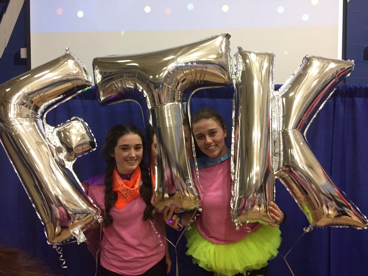 ValkyrieBEAT's tweet photo. The ValkyrieBEAT dance marathon is 9 DAYS away! Get ready for amazing food, music, dancing and games all in support for the kids❤️ All SHA students, don’t forget that TOMORROW is a $1 dress down day but donations are welcomed😊Get excited💃🏼 https://t.co/wLUk2SAAEK