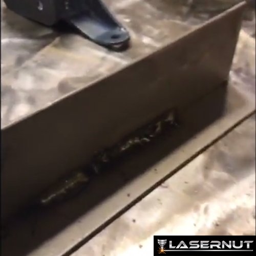 Lasernut tweet media