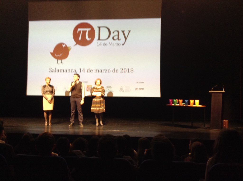 ceipsancatalina's tweet photo. Celebrando el #PidaySpain2018 alumnado de 4°, 5° y 6° @ceipsancatalina asistiendo a actividades programadas: matemagia, charla divulgativa, papiroflexia. ¡Gracias! Departamento Matemáticas USAL @usal @UCCi_USAL @RealSocMatEsp @PiDaySP https://t.co/cnW6njK3Nt
