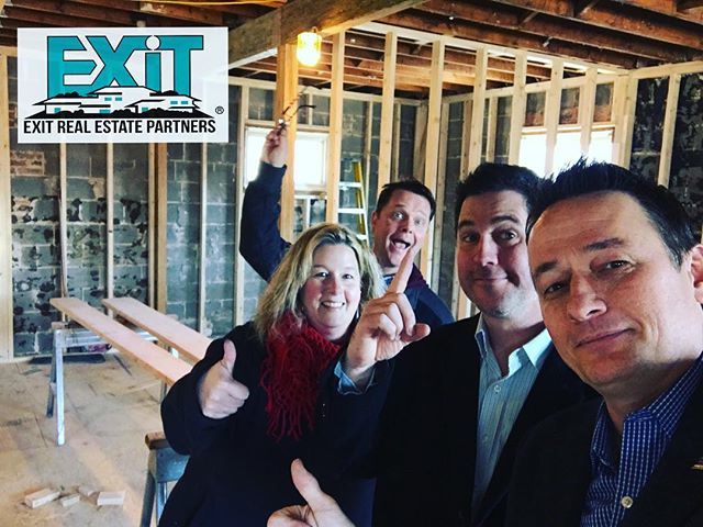 JPWPro's tweet photo. Getting excited about our new EXIT office coming soon! 
#LovEXIT #EXITRealEstatePartners #lovereferrals  #realtorwork #realtorforlife #realtorfamily #realtorswag #realtorcommunity #realtorsrock #RealtorDotCom #realtormarketing #realtortips #realtorsforyo… https://t.co/o6E69W4Un4 https://t.co/slrsBLcRY0