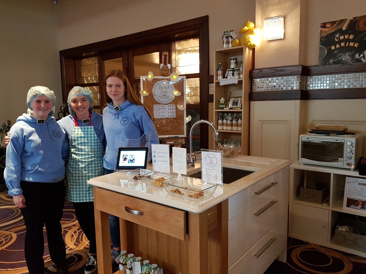 evelynmcmkting's tweet photo. So proud of #Transitionyears #buidealbake who did so well today at @DonegalLEO comp and to all the teams from st columnar @DonegalHour @McElhinneys @Sandradevenney2 @LoguePaul @DonegalWB @DonegalWB @donegalmammy @CentralHotelDon @MMaryMcKenna https://t.co/0g67R0YbEz