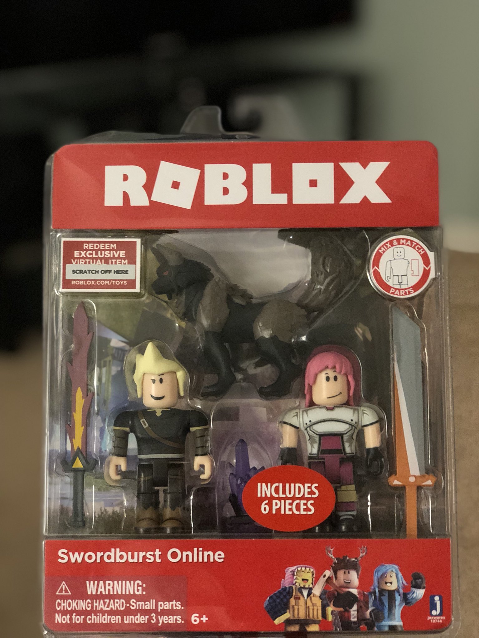 Abstractalex On Twitter Just Received The Swordburst Toy Set From Roblox The Wolf Is Really Cool And I Quickly Discovered You Can Swap Its Pieces With Other Figures For Some Interesting Results - roblox toys web