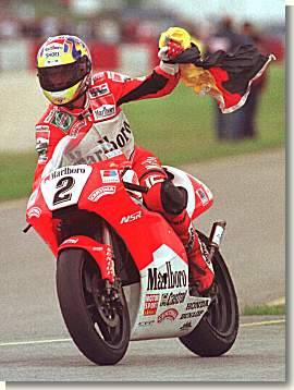 PascalBarkhuis's tweet photo. #2DaysUntilQatar @bgmotogp #RIPWaldi 🙏 https://t.co/RBrTvBENdy