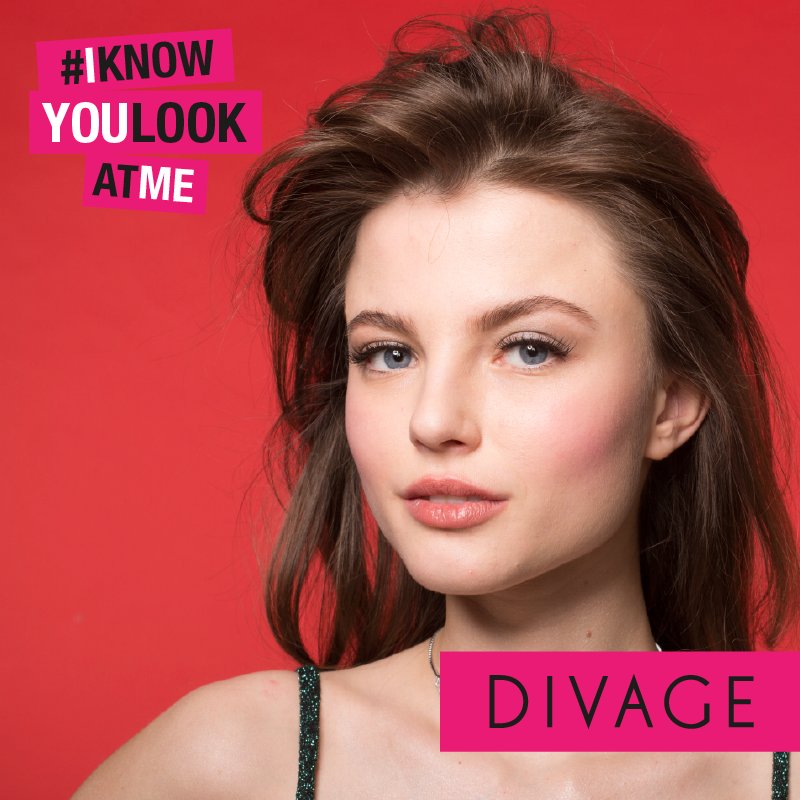 DivageUK's tweet photo. #HumpDay. Face feeling tired & dreary #MidWeek?
Revive with #DIVAGE FACE #PRIMER before foundation - with hyaluronic acid to make it feel even, soft & moisturised. Then put some colour in your cheeks with VELVET POWDER #BLUSH. Job done.
#MakeUp #IKnowYouLookAtMe #Wednesdays https://t.co/i5EAVQvCDu